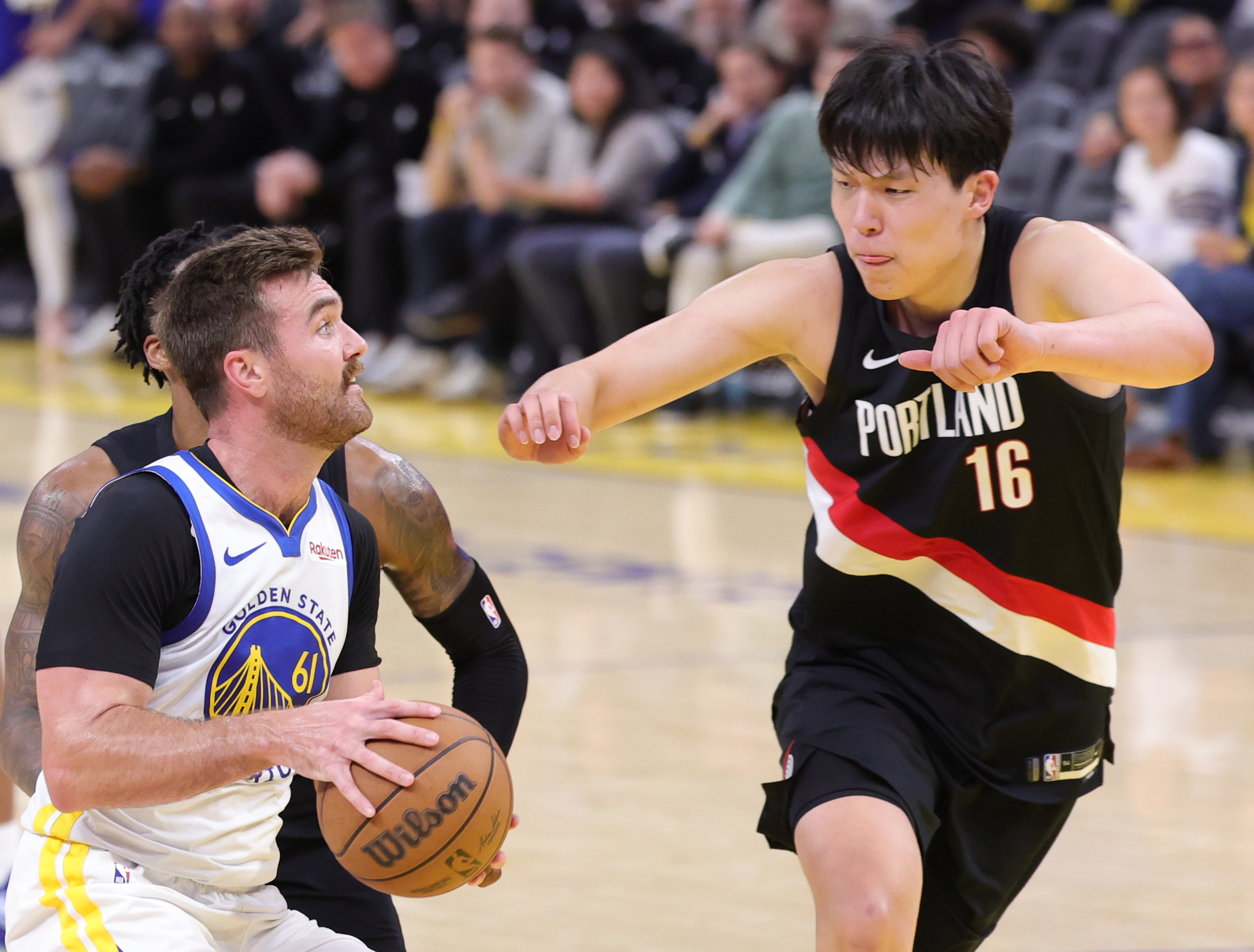 壹号娱乐-波士顿凯尔特人外线爆发备战德国杯金州勇士围绕NBA季后赛完成体检之后，金州勇士今晚状态回暖的简单介绍